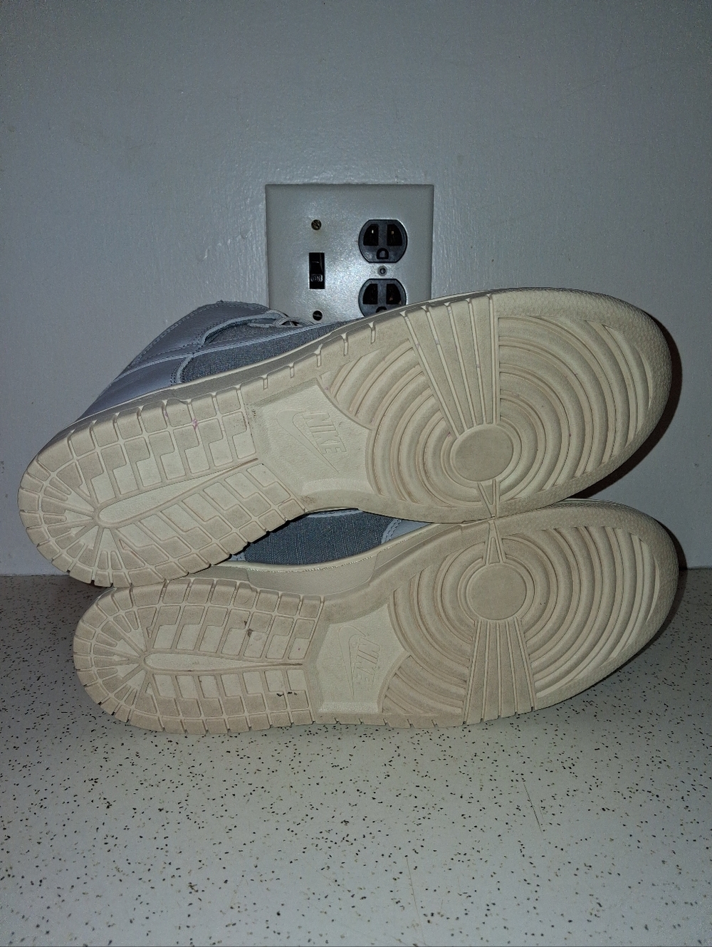 SIZE 11.5M - NIKE DUNK VINTAGE HIGH, CERTIFIED FRESH, PARTICLE GREY. - Picture 9 of 11